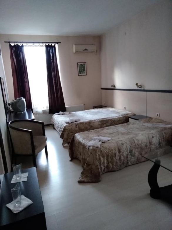 Къщата На Генерала Hotel Berkovitsa Ngoại thất bức ảnh